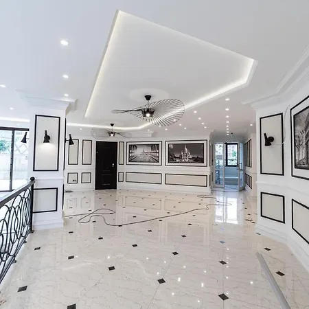 Luxury Studio: Beachfront Saint Retreat Sveti Vlas